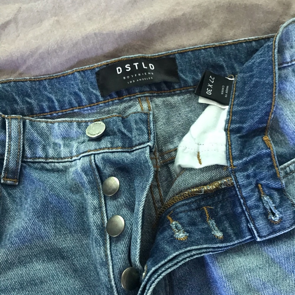 DSTLD High Rise Distressed Jeans - Picture 2 of 6